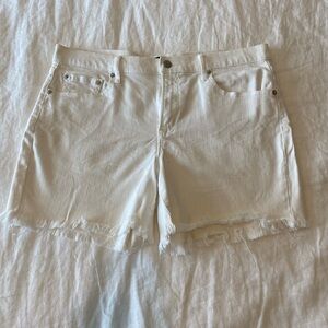 GAP mid rise white Jean Shorts